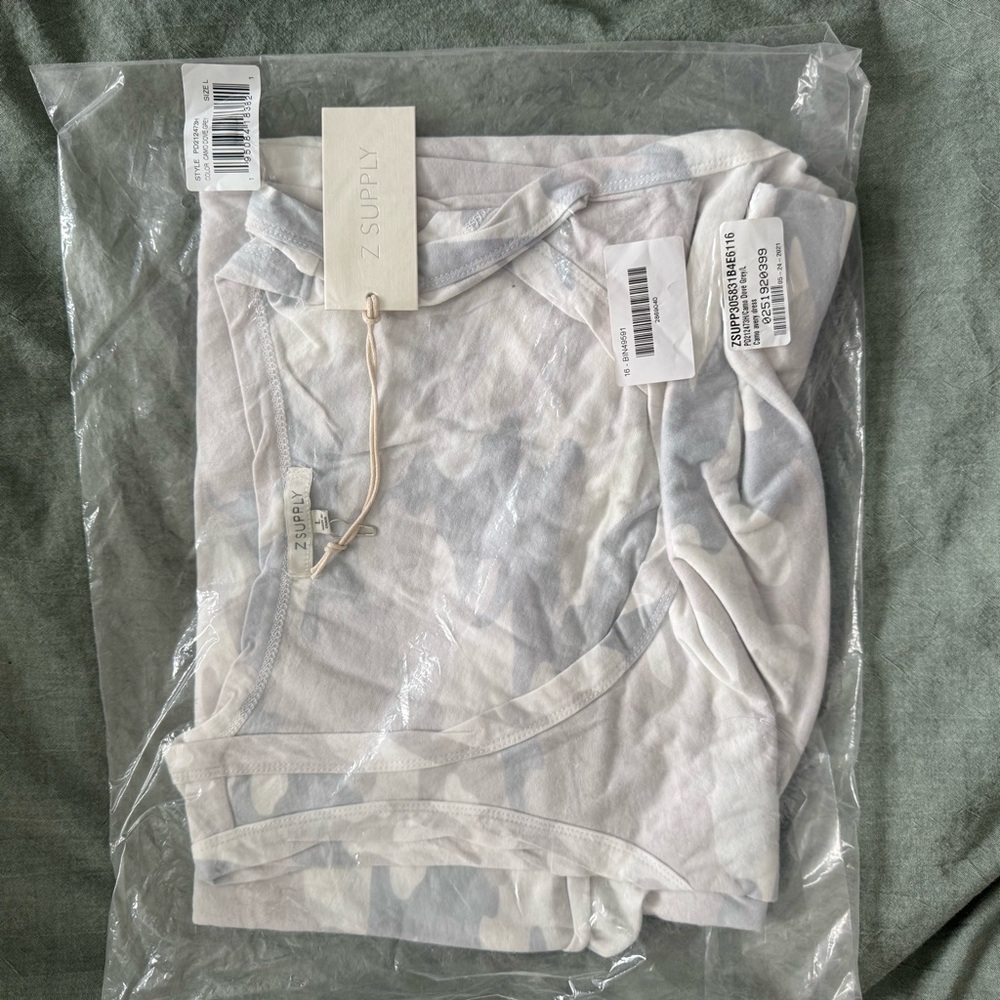NWT Z Supply Camo Avery Dress in Dove Grey - Picture 3 of 7